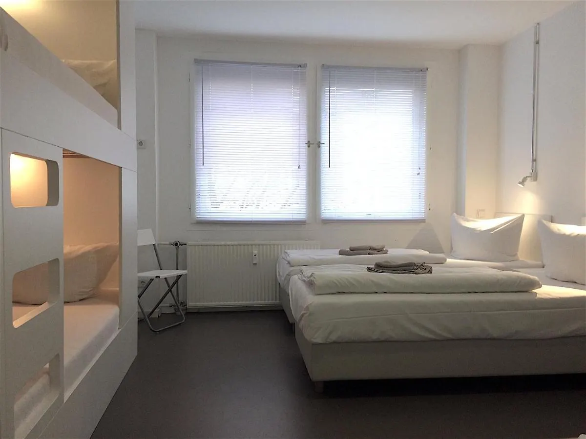 Daire Apartment&Rooms Near Brandenburg Gate Berlin