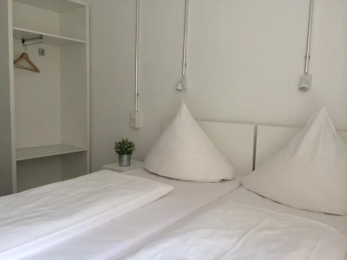 Apartment&Rooms Near Brandenburg Gate Berlin